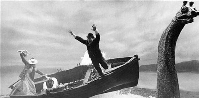原创             尼斯湖水怪竟是一场造假闹剧的产物？1934年4月21日水怪照片暴露