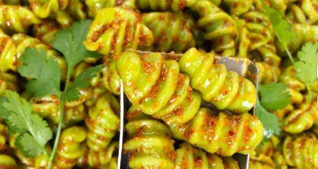 天热没胃口,媳妇下了一锅"小青虫",老公一人吃2