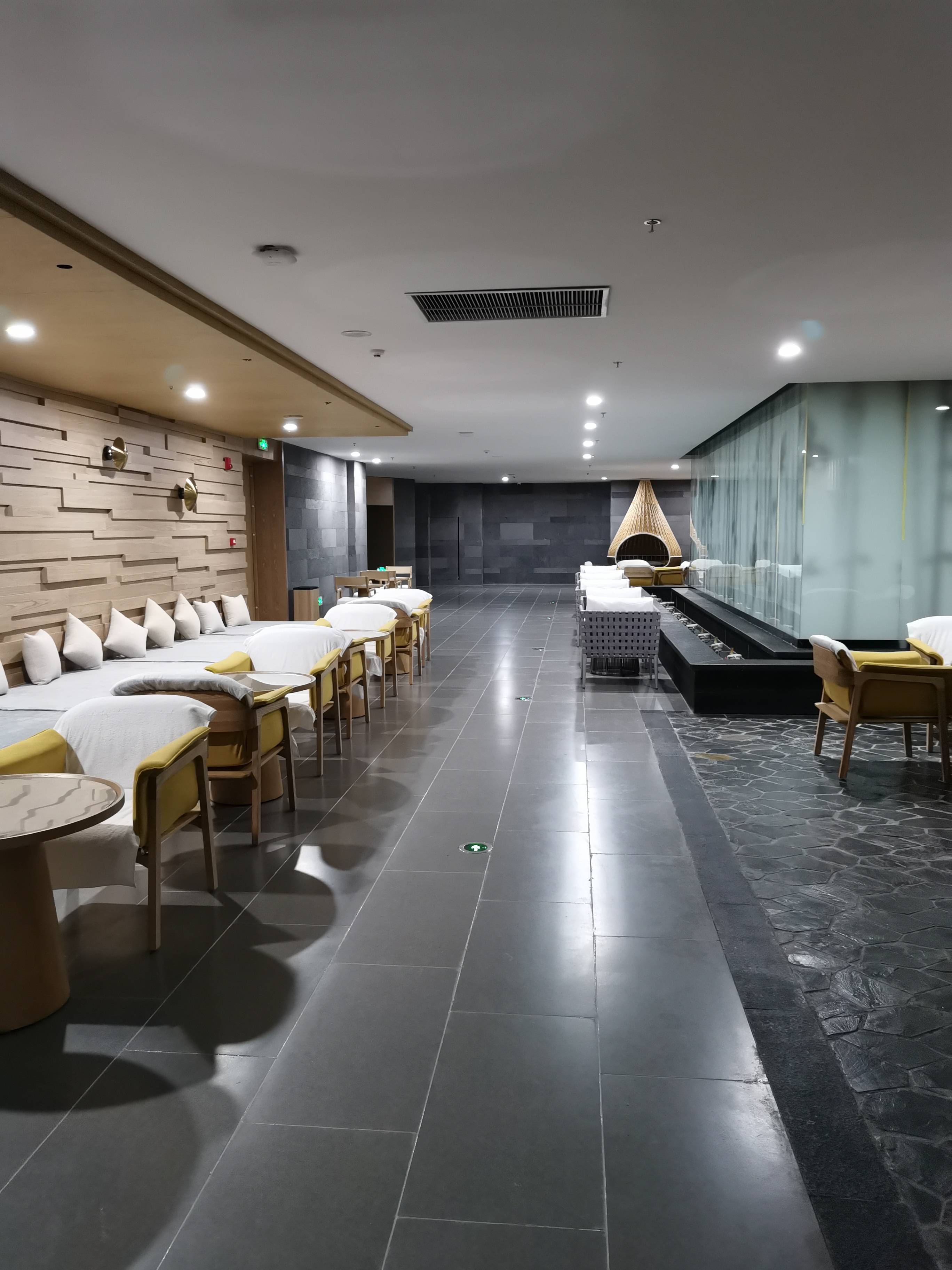 温泉 汗蒸 水上乐园 大浴场 ktv 影院……几乎所有的"宝藏"都在海逸