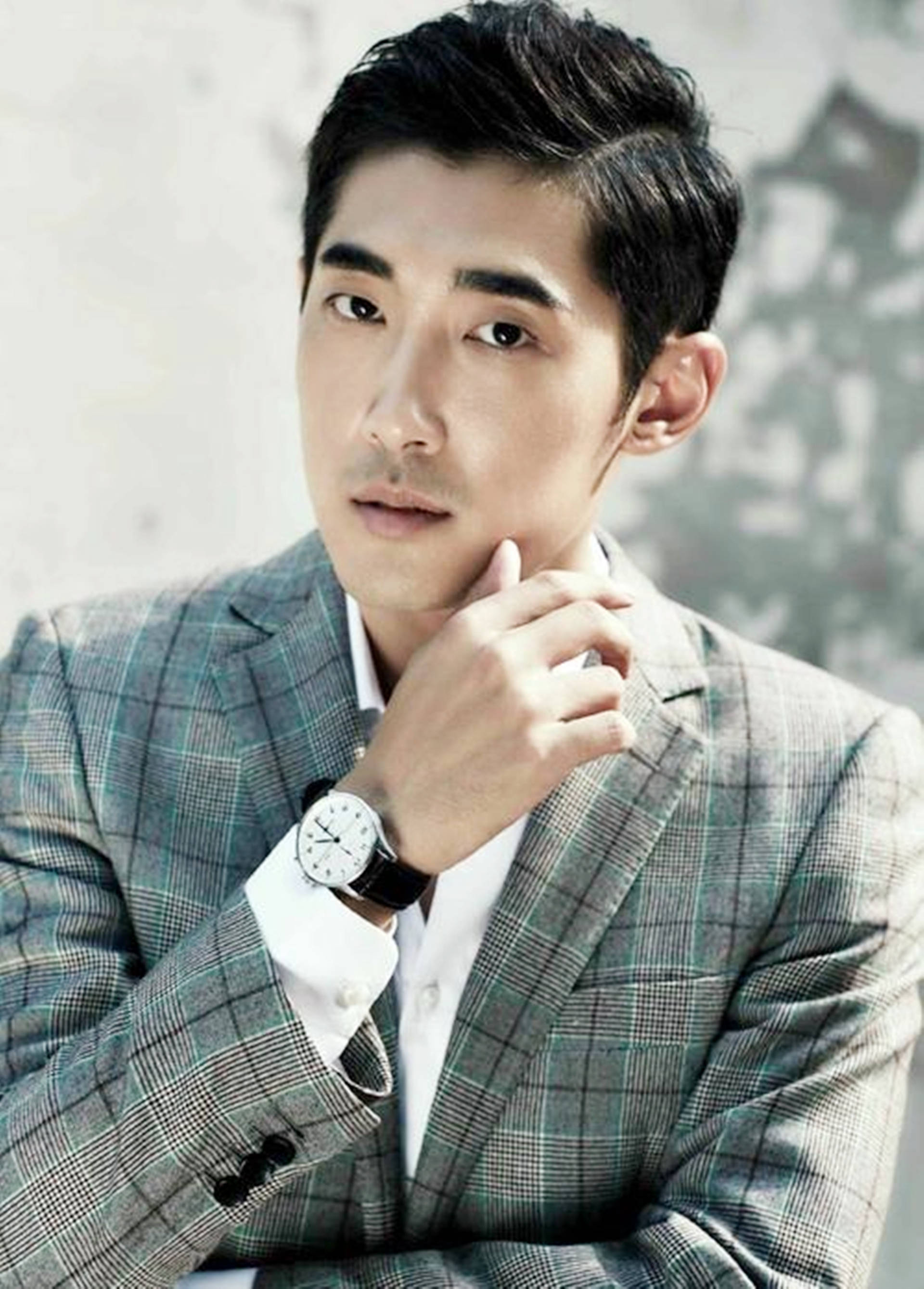 原创和主持舞台的小尼是大学同班同学改行做演员就没怎么演过好人