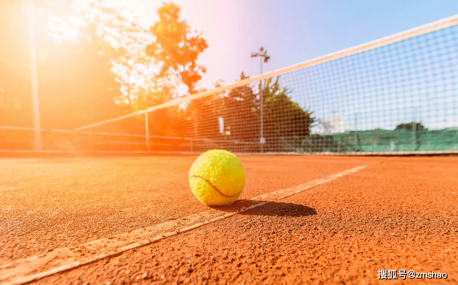 一热竟如许,古人用诗词告诉你,夏天能有多热_洪炉_团扇_烈日