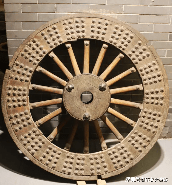 这是什么变态节目,我把桐木车轮的图片放在下面,其余画面您就发挥想象