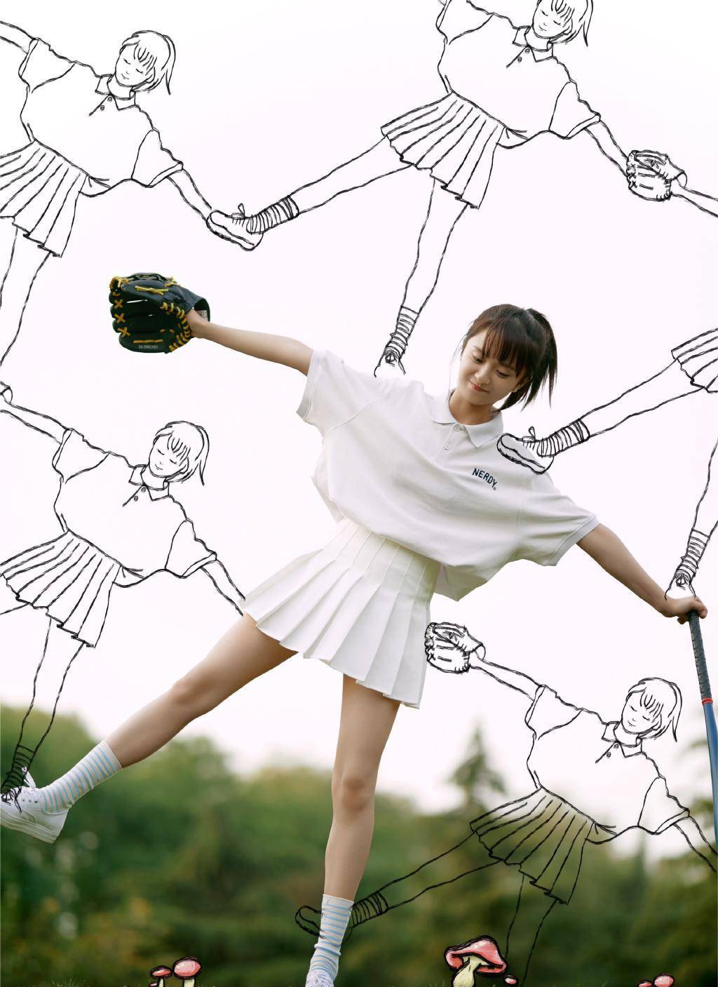 演沈月闺蜜她清新可爱,今穿polo衫百褶裙,变甜美棒球少女了_厉嘉琪