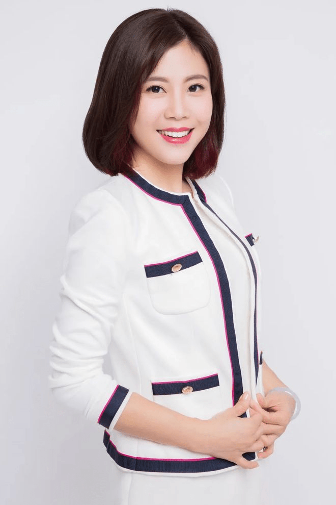 被误以为大家闺秀的主持人黎绮雯,如今的她成了广东人眼中的贤妻_节目