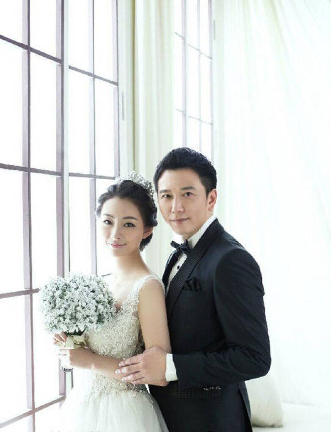 派巨星,无奈却是渣男始祖,结过三次婚绯闻女友无数_温兆伦_明星_赵庭