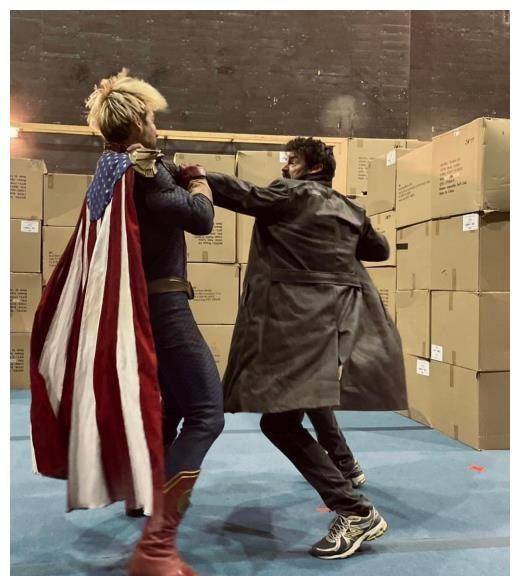 《黑袍纠察队》第三季热度比肩《欧比旺》_交易_厄本_凯文·杜兰特