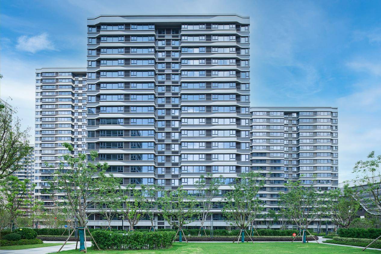 旭辉翡翠江来带证交付政企服务用心业主省心更安心