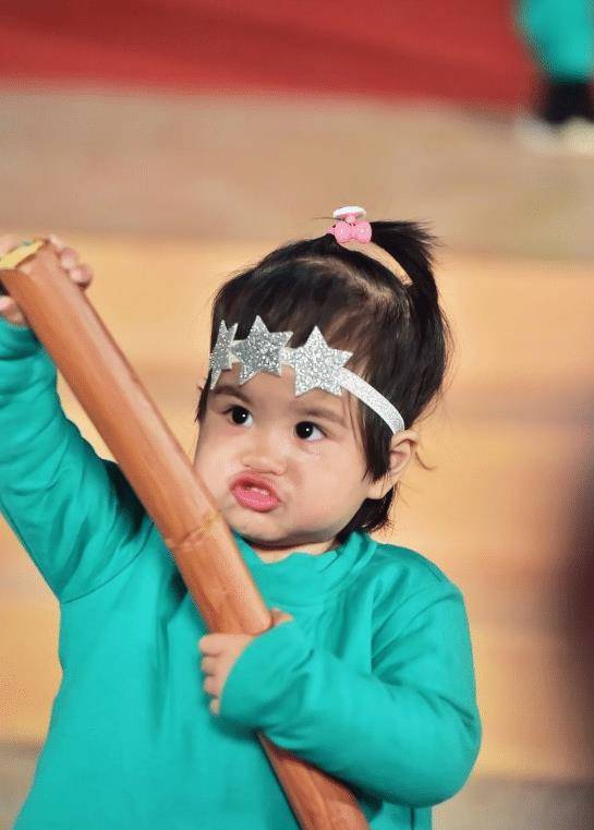 原创包贝尔女儿长大逆袭小时候长相平平如今美成了初恋脸