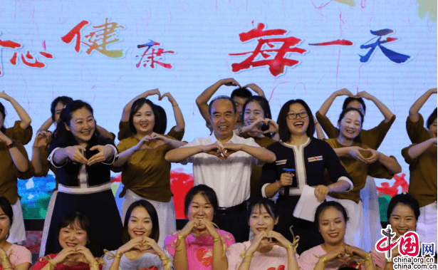 学校教师总结会_期末教师寄语_教师分享教育点滴