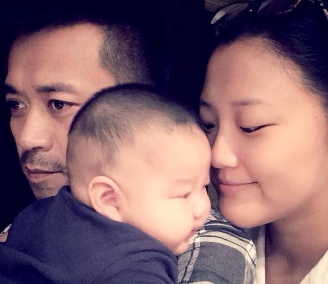 演员孙宁:与王学兵离婚10年后,前夫家庭美满,她却至今婚姻成谜_李金羽