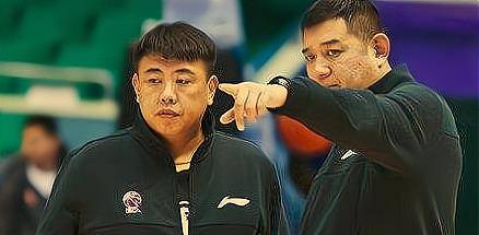 原创关键时刻撂挑子曝杜锋或无法指挥亚洲杯比赛巩晓彬助手救火