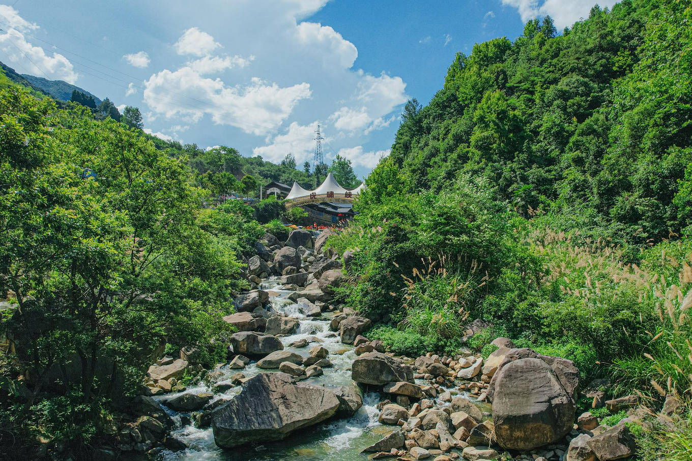 夏日激情玩水,华东第一漂——虎啸峡漂流!