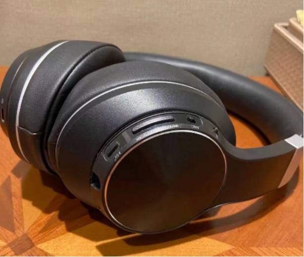 降噪耳机环境音模式(使用降噪耳机,你需要知道这几点)