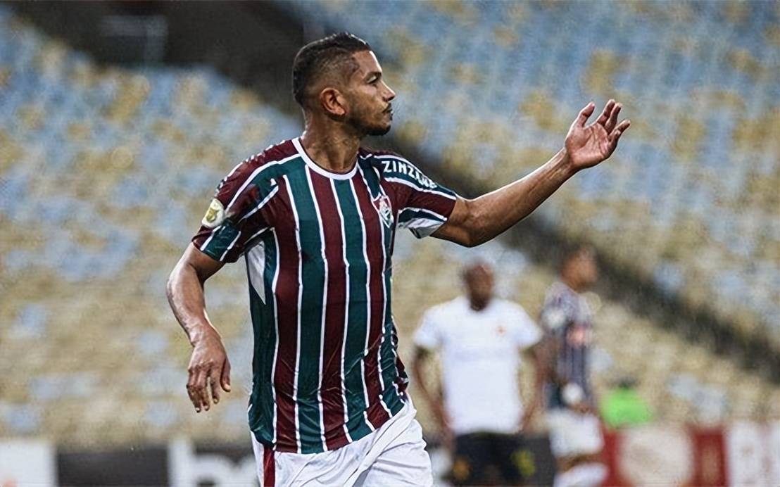 巴西杯:克鲁塞罗vs弗鲁米嫩塞 把握主动权!