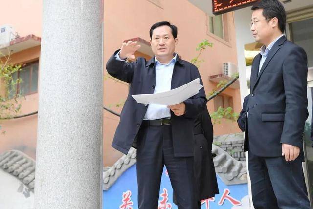 强延峰徒步调研公园广场改造提升工作_进行_成安_需求