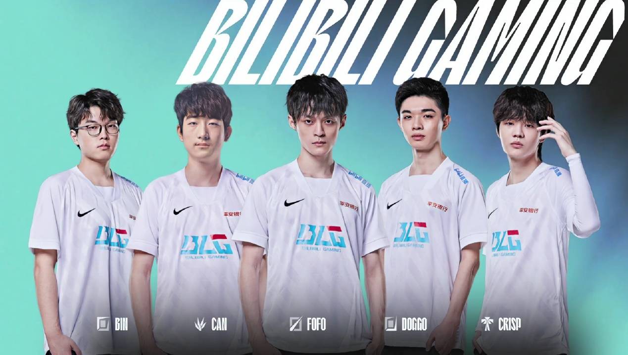 暗黑四天王成员,而blg战队在之前公告中是宣布将二队的adc提了上来