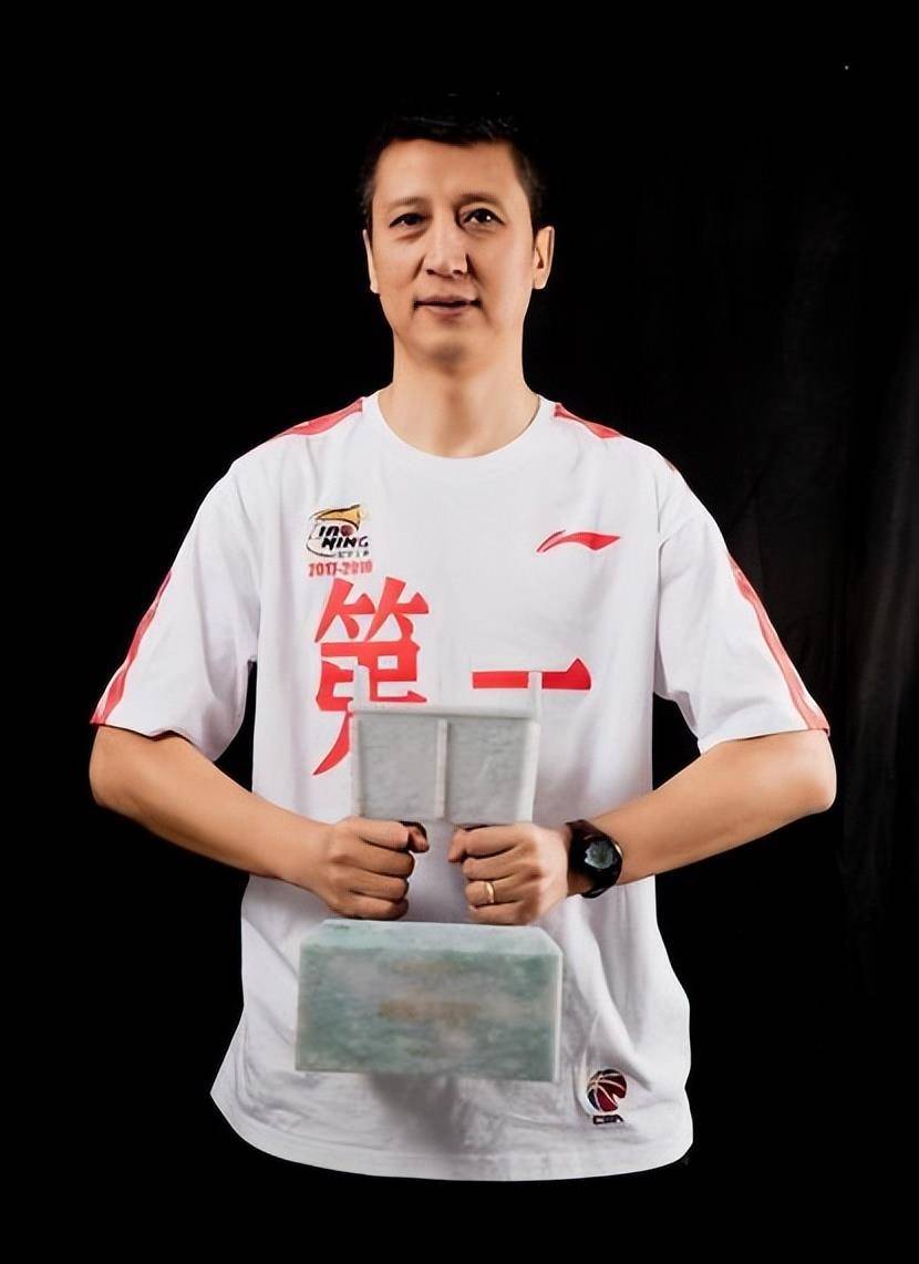 cba中职篮球队著名教练郭士强涉嫌辞职,有望加盟北京首钢_广州_金牌