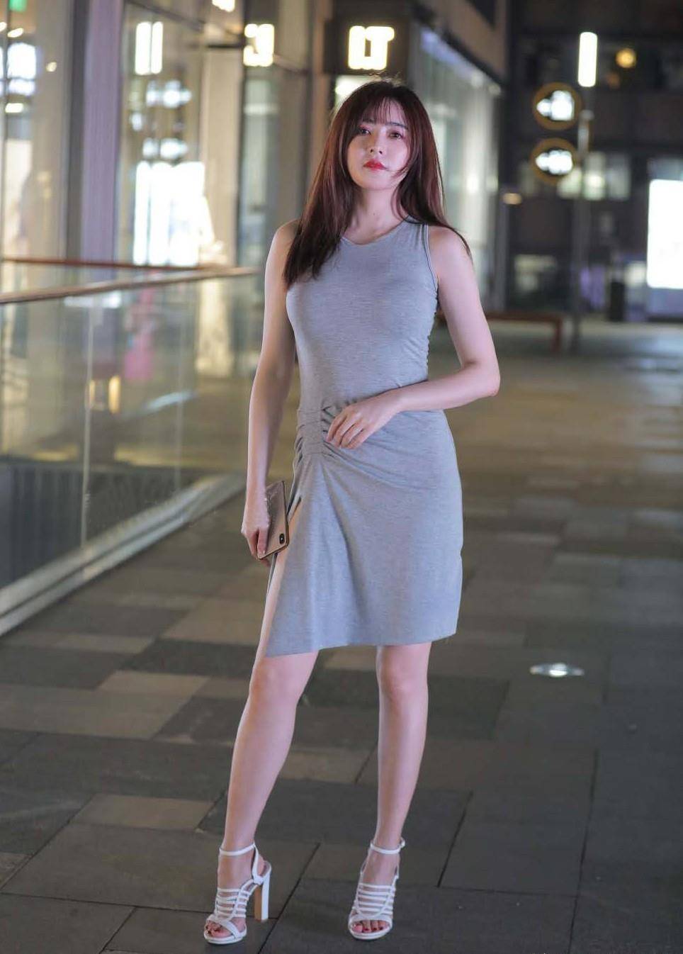 身材微胖的女生怎么穿裙子?