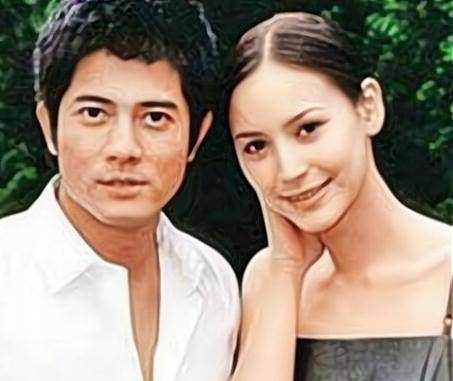 像李鞍,她是新加坡籍中法混血儿,最初是拍摄黎明的mv出道的,从模特