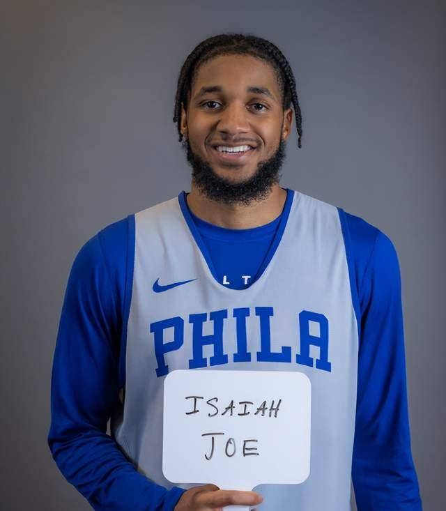 76人二轮秀爆发,塔克上场时间或减少,豪斯将被重用_哈登_投篮_交易