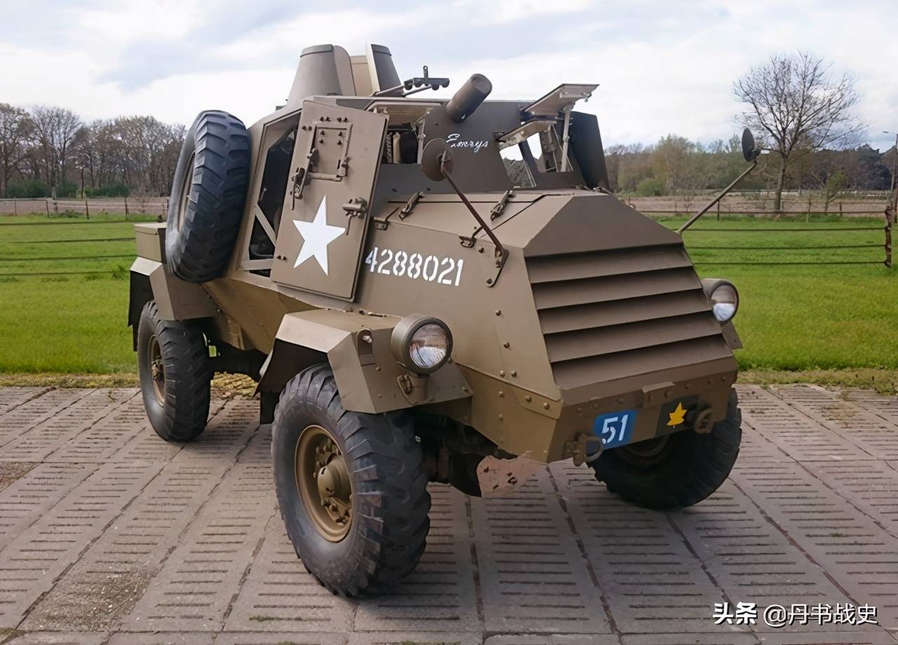 原创二战加拿大水獭轻型装甲侦察车简单实用就是好