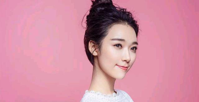 《暴风眼》宁心:多角度地演绎一个聪明,果断,干练的女间谍形象_周恋