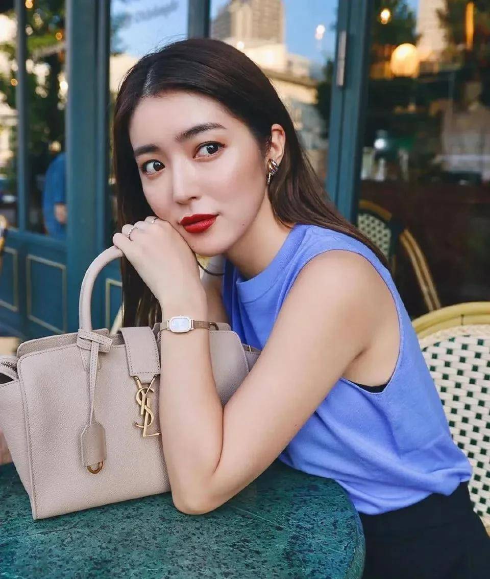 日本港风女优大口智惠美游离艺能界的飞鸟