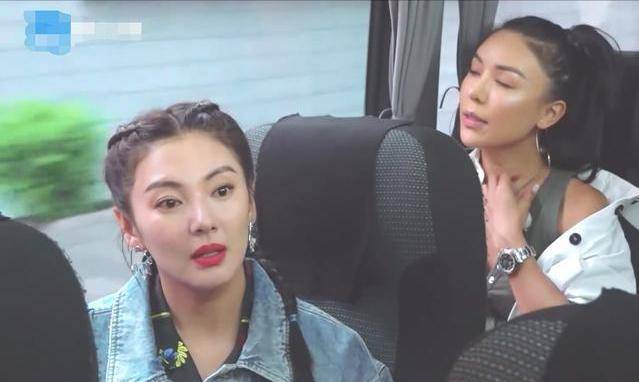 张雨绮再谈新男友,俩人现身商场逛街,男方紧跟窃窃私语有点甜_王全安