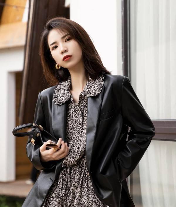 可盐可甜的"皮衣外套",初春就选它,怎么搭都好看_女生_黑色_棕色