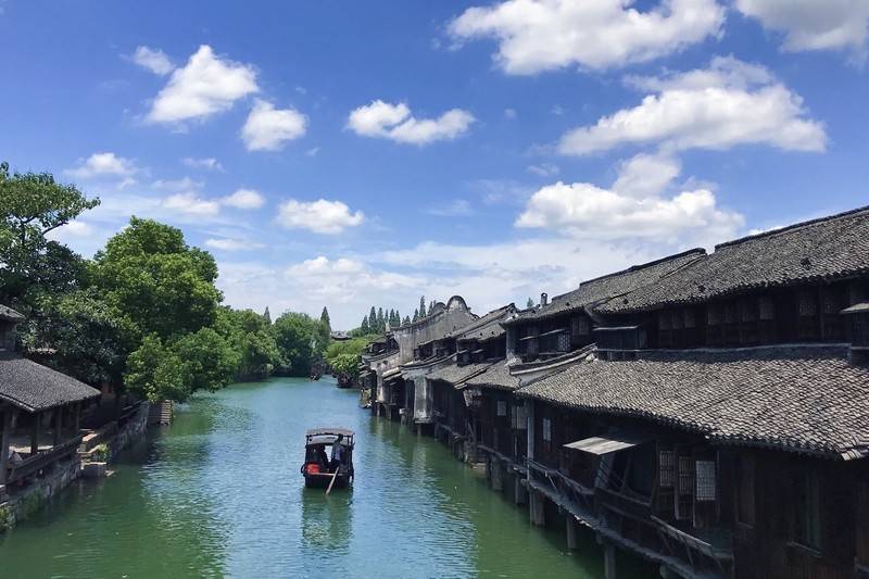 乌镇无尽夏生活节启幕 纵享艺术与人间烟火融合的高品质出游