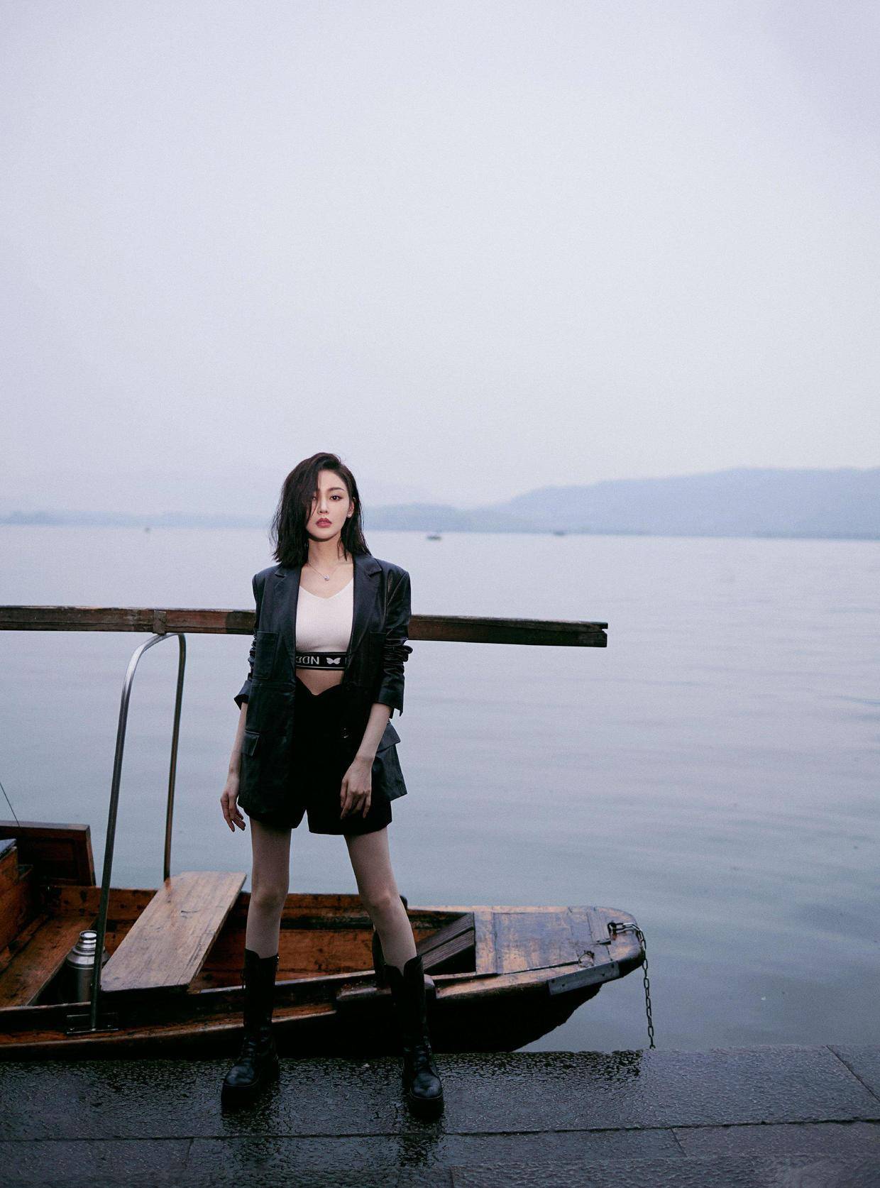 张天爱到哪都那么美!