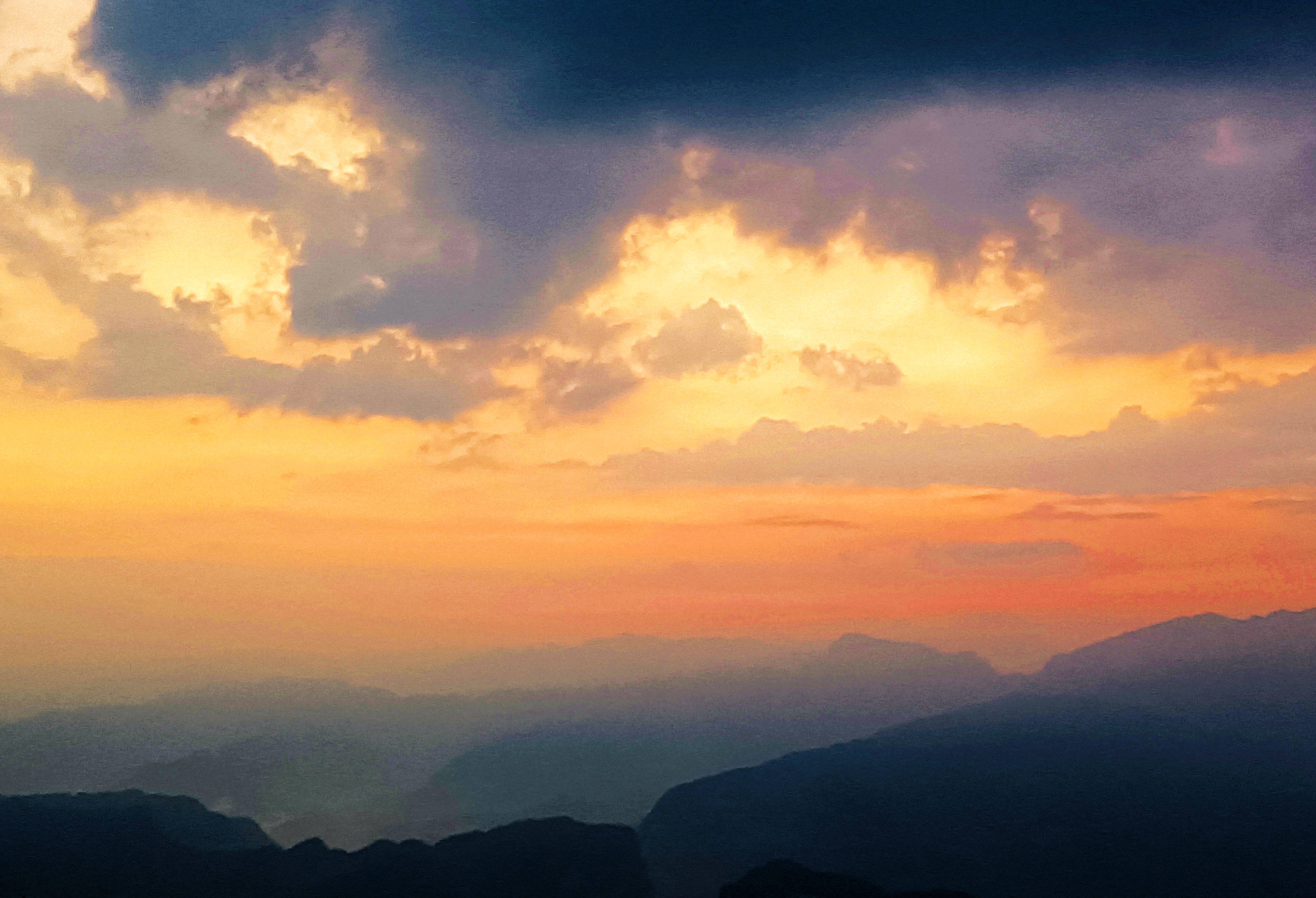 美翻了望远山云海日出宛若仙境让人一眼为之着迷一起来看看