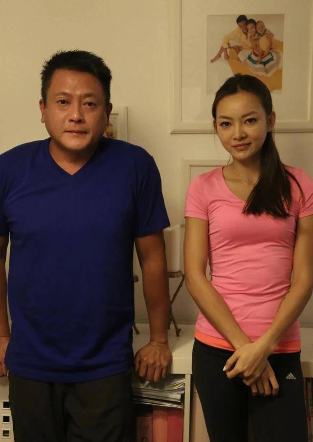 张利华:公开谈不忠诚,主要原因令人咂舌,她直言夫妻生活不融洽_魏骏杰
