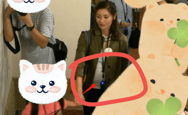 原创51岁李嘉欣出院生图曝光大肚隆起疑怀孕4月曾曝险成植物人