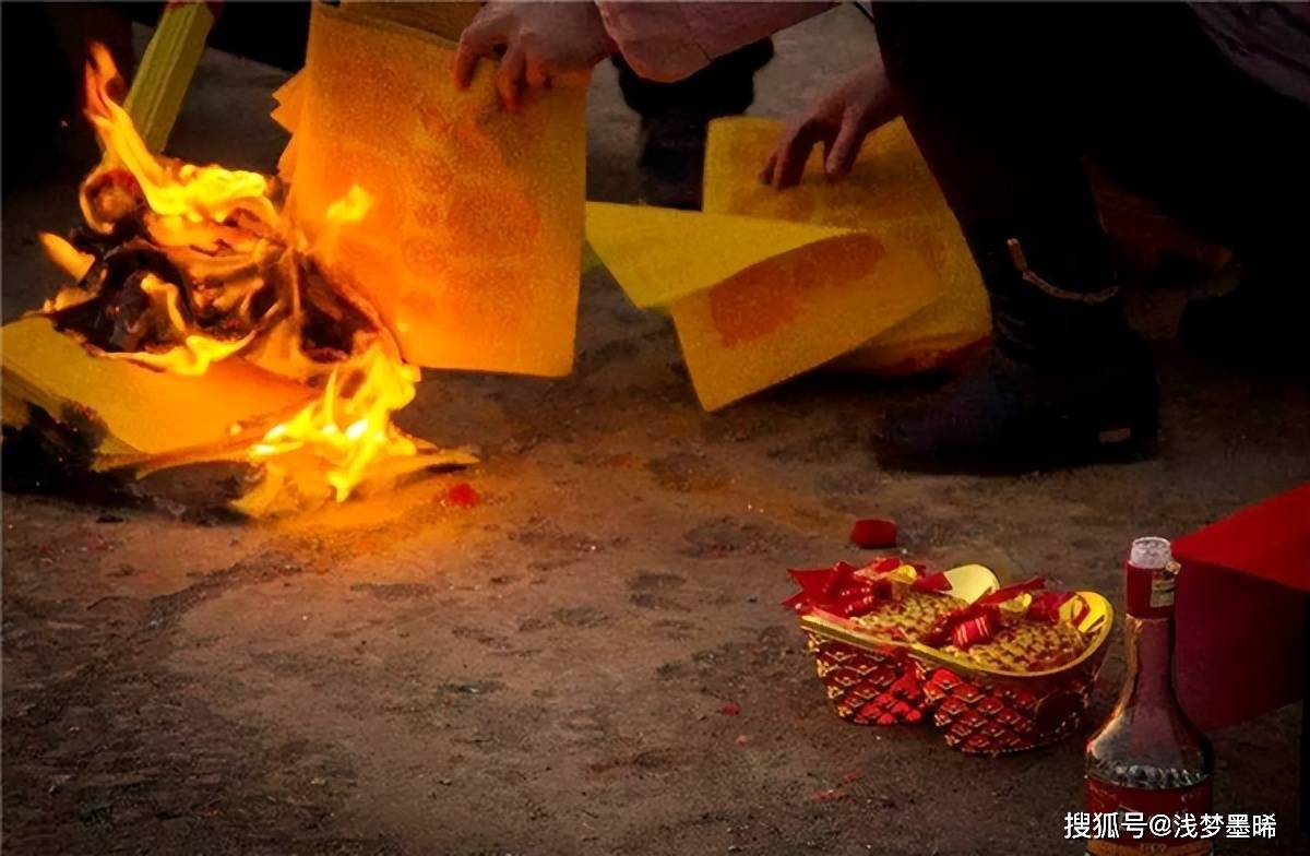 原创当一个人去世后为啥要为他烧纸烧纸对于逝者来说真的管用吗