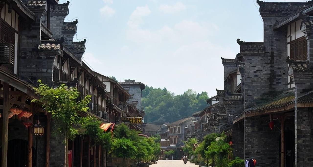 四川“最悠闲”的古镇，2000年始终风调雨顺，至今保存完好太巴适