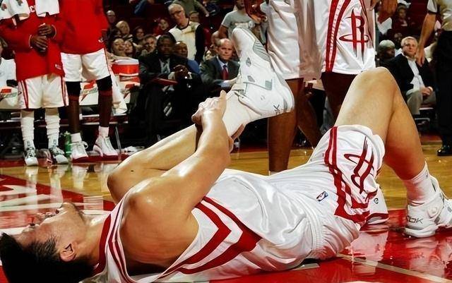 原创姚明的体力不足以打满全场姚明要是去湖人早就拿到冠军了