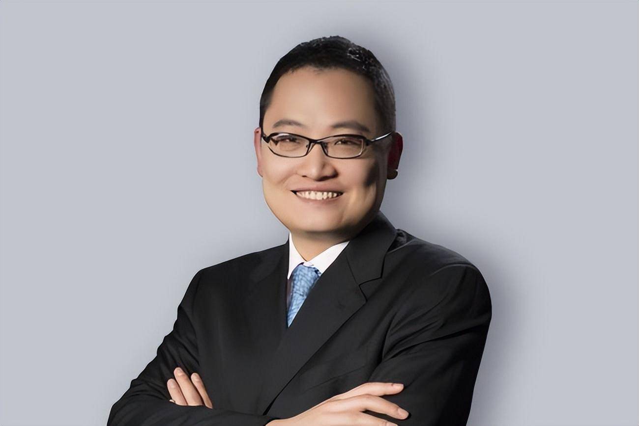 原创年内跌幅超20排名接近垫底长跑冠军谢治宇跑不动了