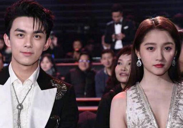 与关晓彤最具cp感的男星不是鹿晗不是张艺兴而是青梅竹马的他