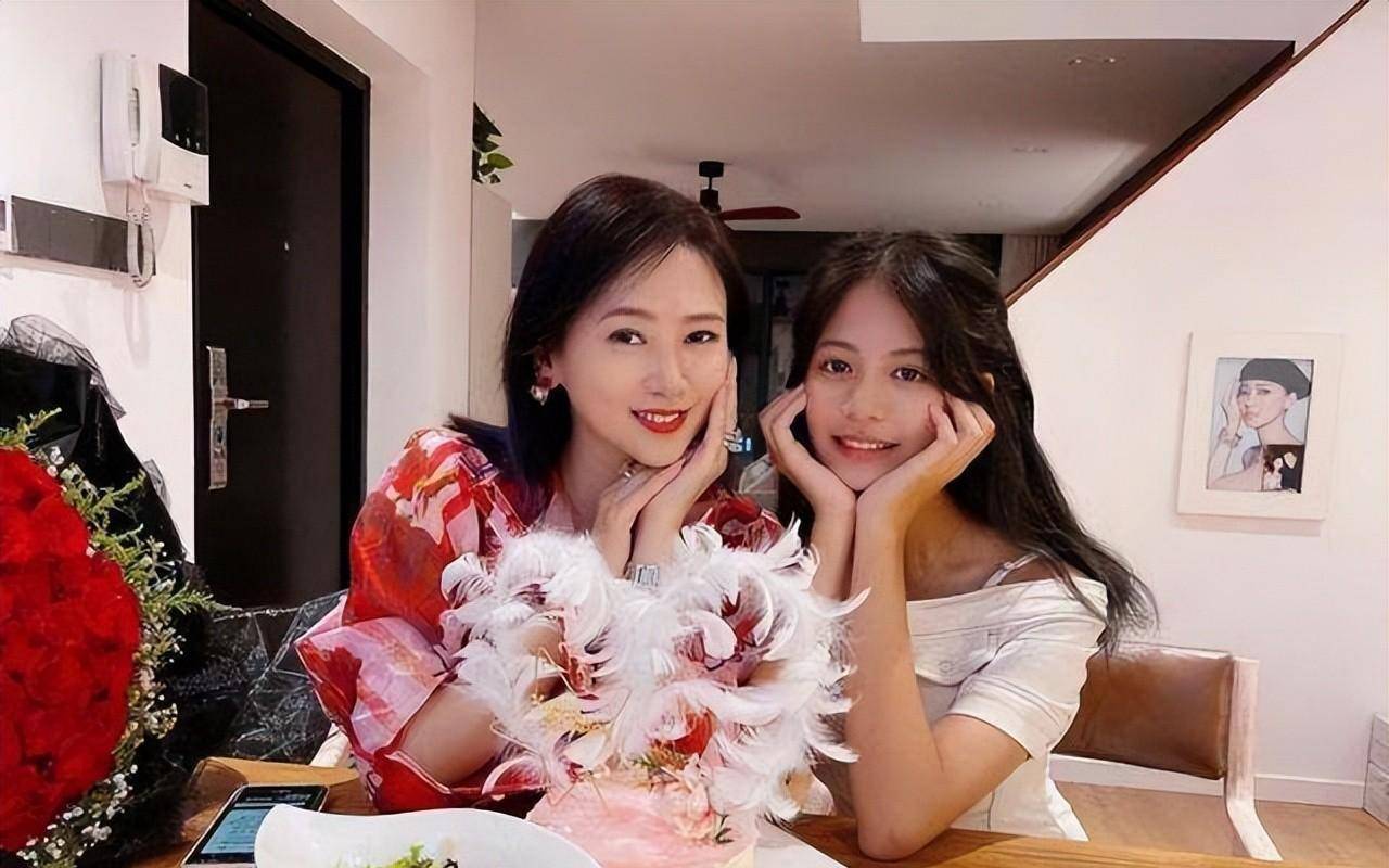 林祖辉 饰 曹雄林祖辉,1965年12月24日生于香港.