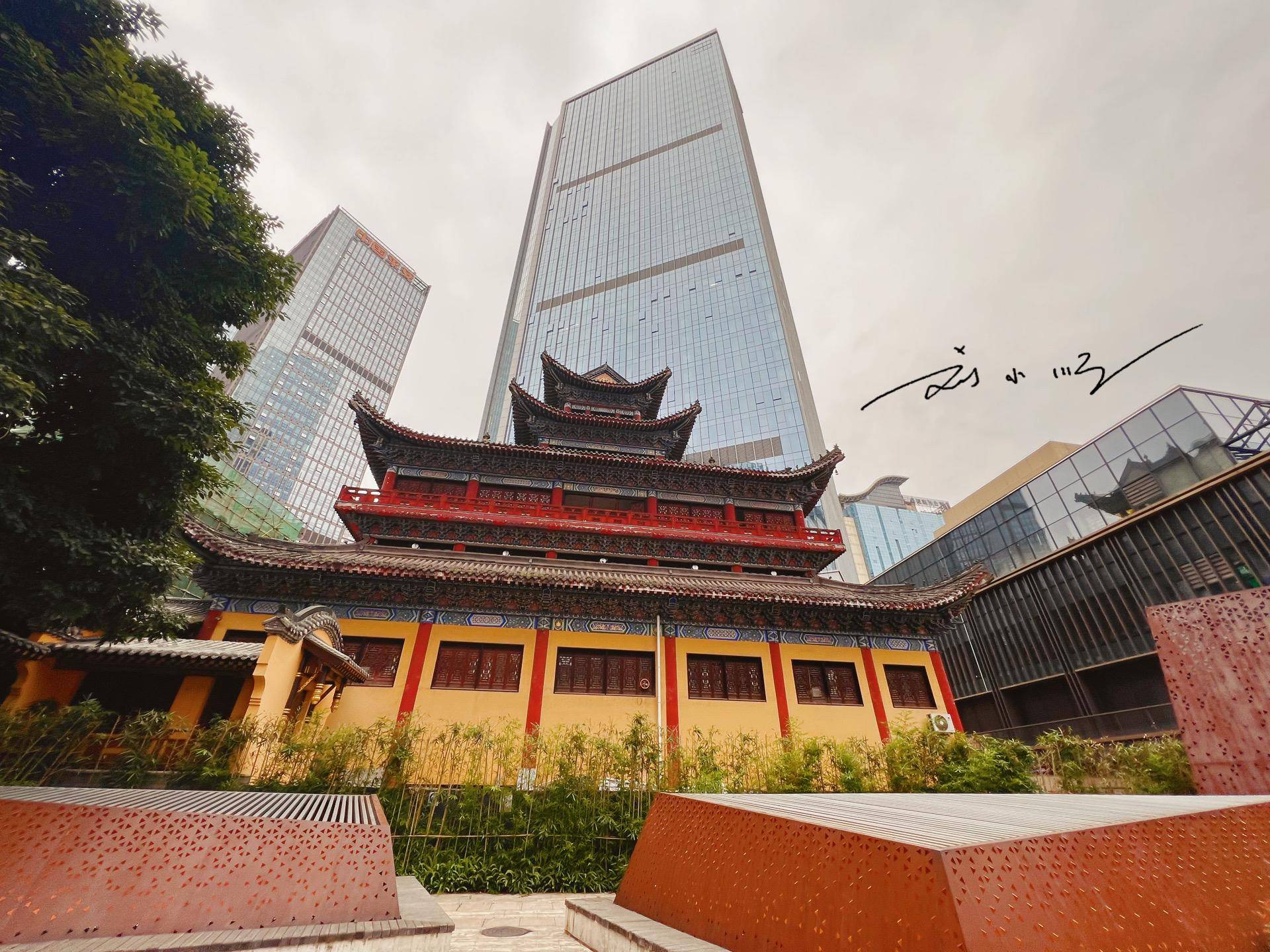 重庆市中心这座千年古刹，就在地铁口，还是全国重点文物保护