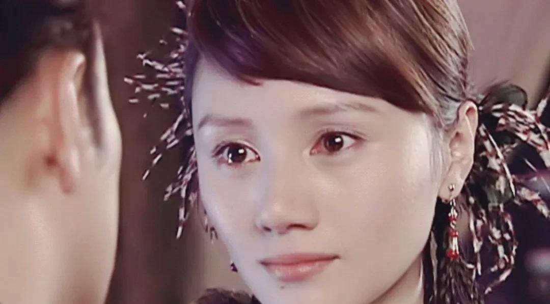 袁泉—百花影后的高级美_气质_轮廓_大戏