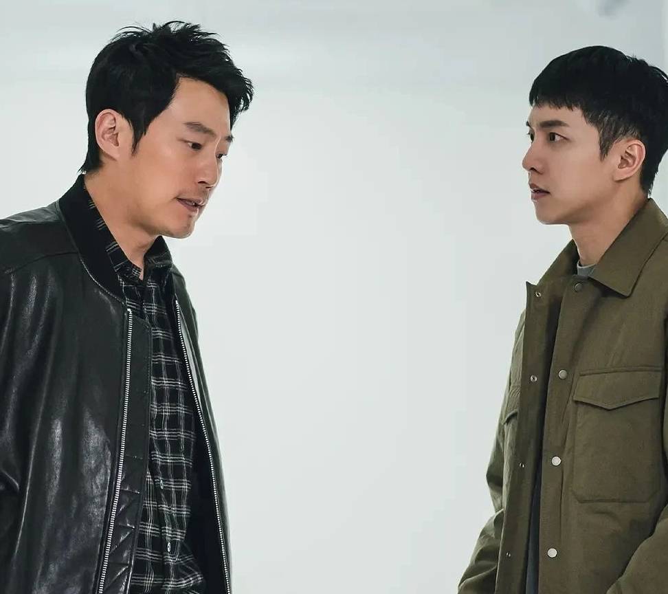 窥探大结局之高武治:凶手父子杀了他全家,他还帮凶手挖坟立碑_韩二世