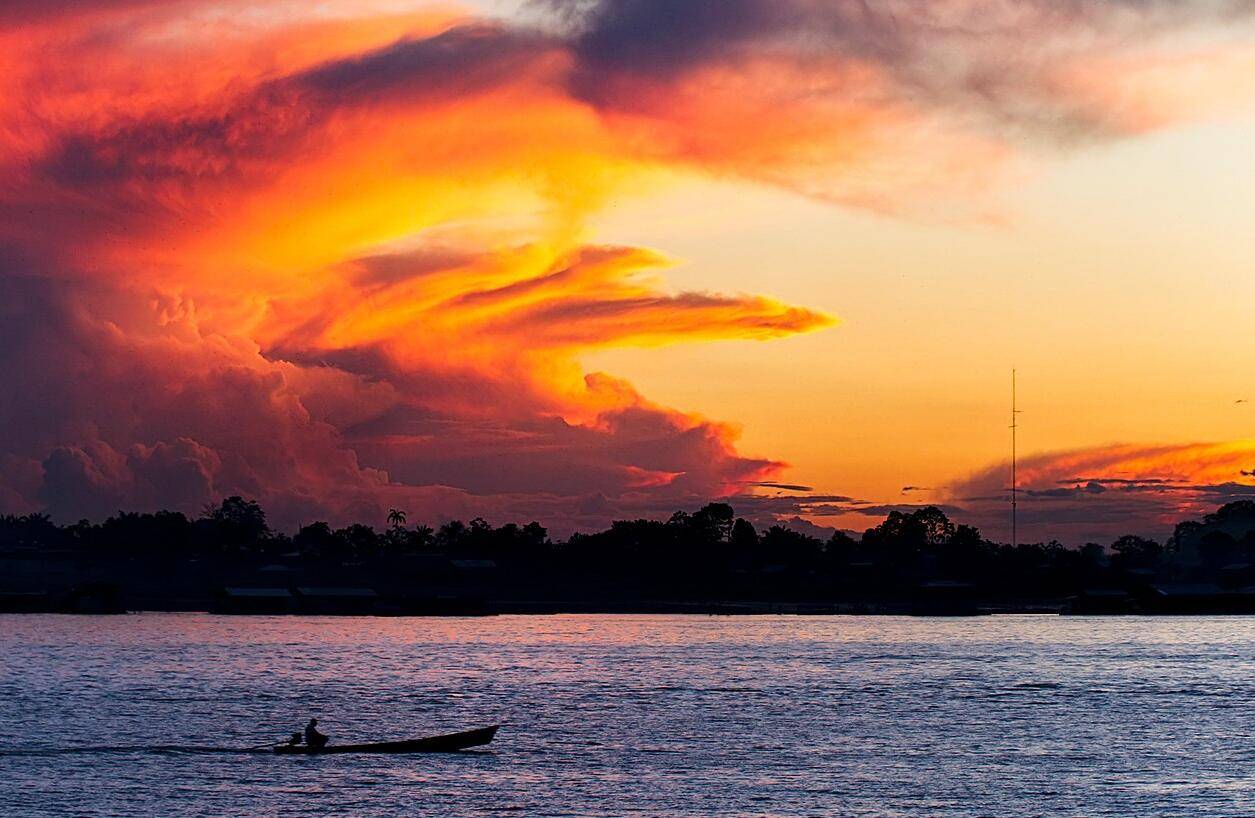 人们为何不敢，在亚马逊河中游泳？亚马逊河究竟有多可怕？