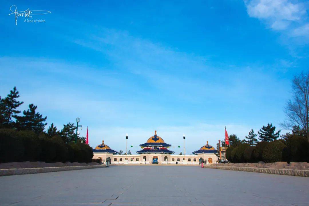 伊金霍洛旗草原上，如此雄伟壮观的景点，竟只是蒙古可汗的衣冠冢