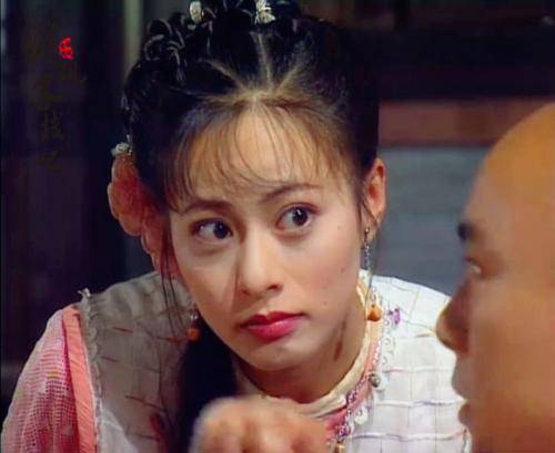 却非常喜欢,于是大张旗鼓开始拍摄,"小燕子"定的是李婷宜,"紫薇"定的