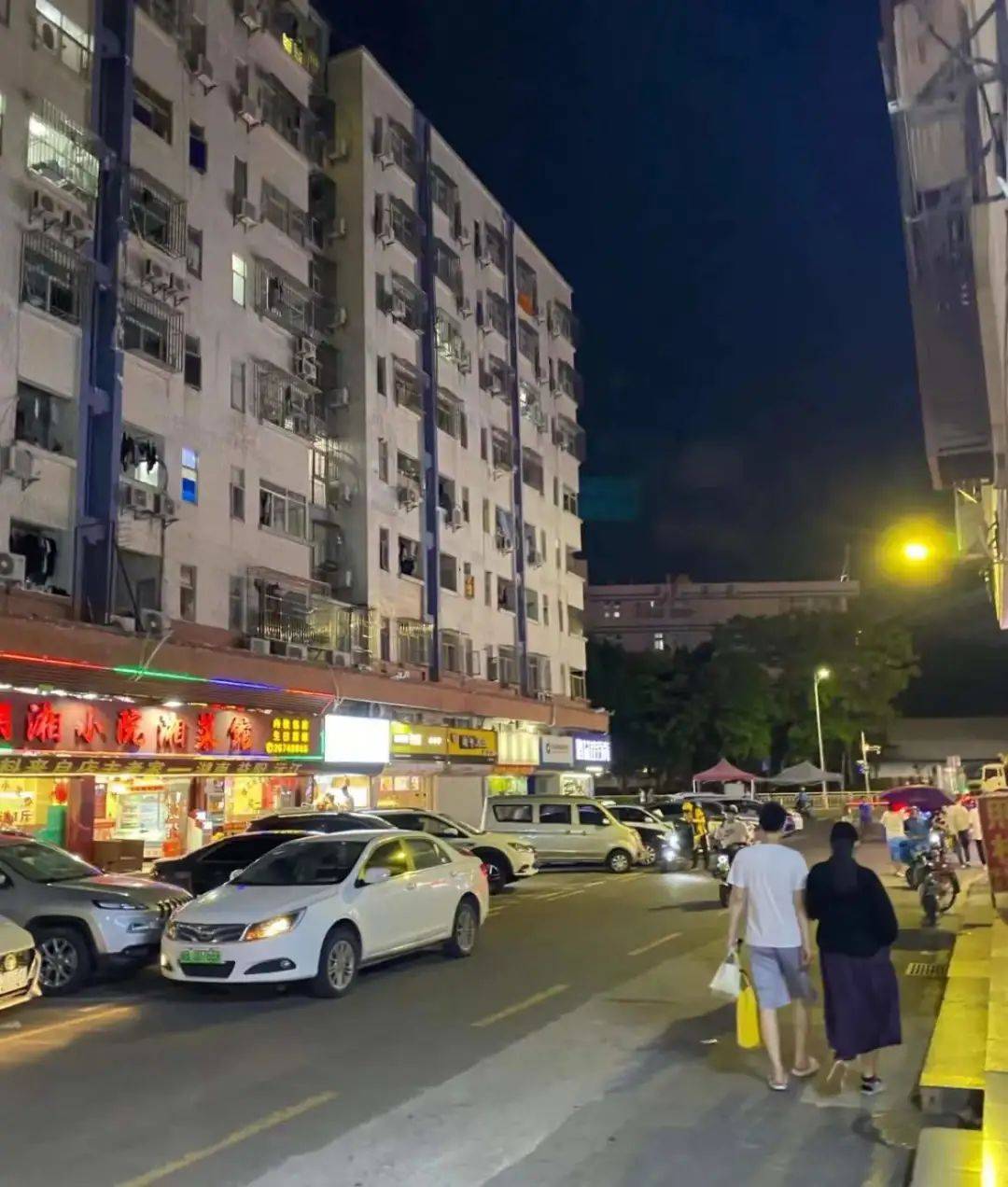 西丽旺棠美食街!