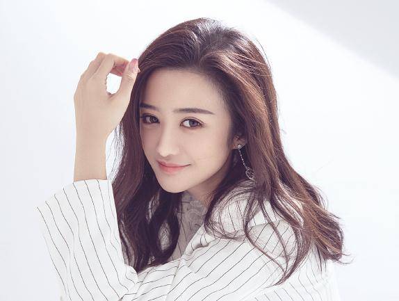 原创还记得《一起来看流星雨》的小渔吗？现在的她已经大变样啦