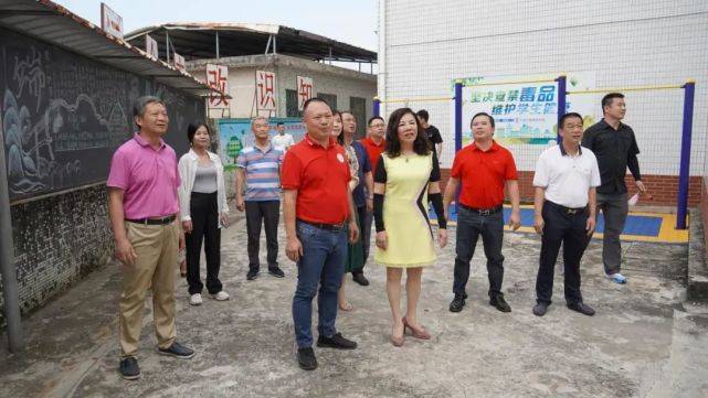 许桦董事长到球山中学指导工作_许应裘_老先生_教育