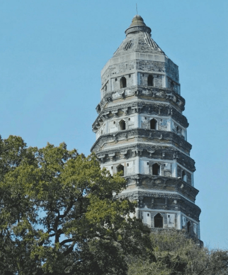 古城苏州的标志性景观：巍巍虎丘塔 千年姑苏城